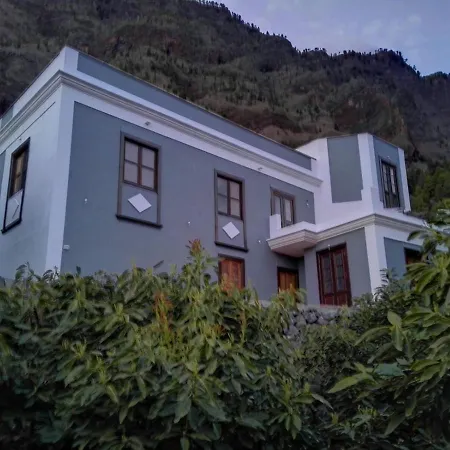La Hacienda Chalé *